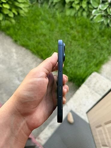 iphone 5s qiyməti: IPhone 17 Pro Max, 256 GB, Simsiz şarj — 2