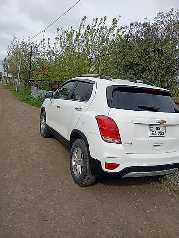 mercedes benz sprinter: Chevrolet Tracker: 1.4 l | 2018 il 100056 km Krossover — 5