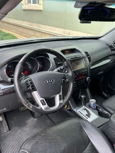 sulutepe heyet evleri kiraye: Kia Sorento: 2 l | 2010 il Ofrouder/SUV — 8