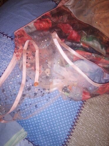 qas sirqalar: Bir dəfə geyilib, bahalı parcadan tikilib üstündəki qaslar el işidir — 1