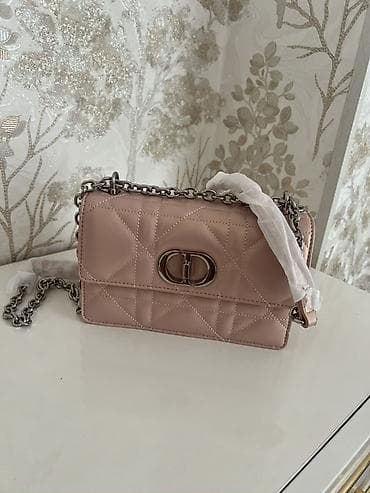 Bijuteriya: Zərif çəhrayı rəngdə çiyin çantası - Material: hamar teksturalı süni — 1