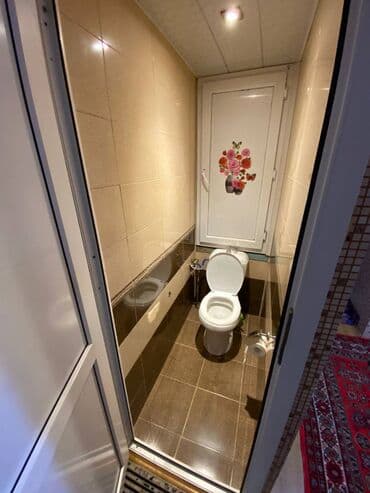 9 ci mikrorayon satilan evler: Bakı, 3 otaqlı, Köhnə tikili, 75 kv. m — 6