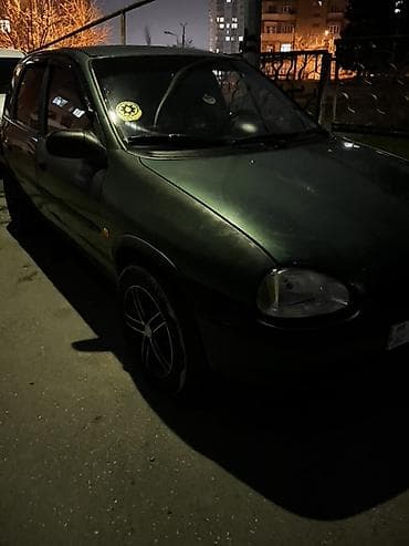 Opel Corsa: 1.4 l | 1998 il Hetçbek