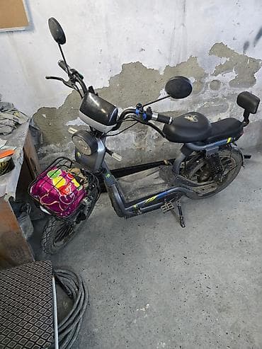 Elektrik skuter/moped - Tip: Pedallı elektrik moped (step-through