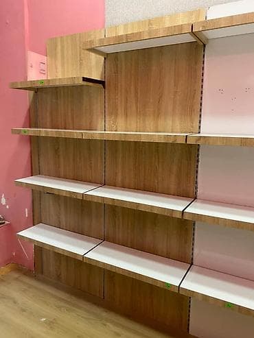 İstehsal avadanlığı: Mağaza vitrini satılır Hündürlüyü 2.50sm 1əd eni 80sm Qiyməti 700azn — 3