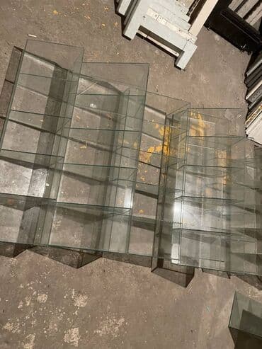 işlənmiş vitrinlər: 30 * 1 * 20, Ağ, İşlənmiş, Ünvandan götürmə — 1