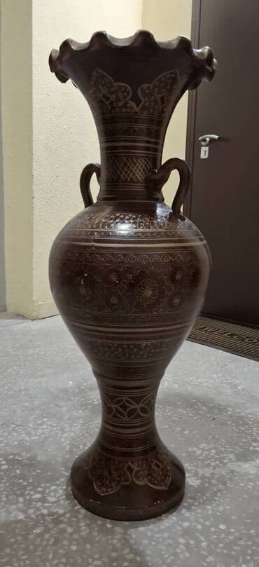 gul dekor: Bir vaza — 1