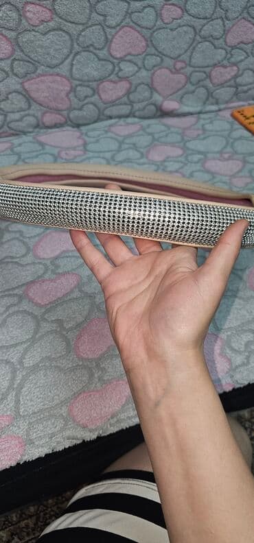 Parlaq daşlarla bəzədilmiş sükan örtüyü - Növ: Avtomobil sükanı üçün