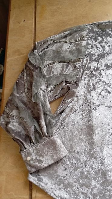 uzun paltar: Gümüşü rəngli qadın bluzu - Material: məxmər/parıltılı velvet — 5