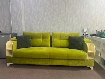 divan pufik: Divan, İşlənmiş, Açılan, Bazalı, Vеlur parça, Çatdırılma yoxdur — 2