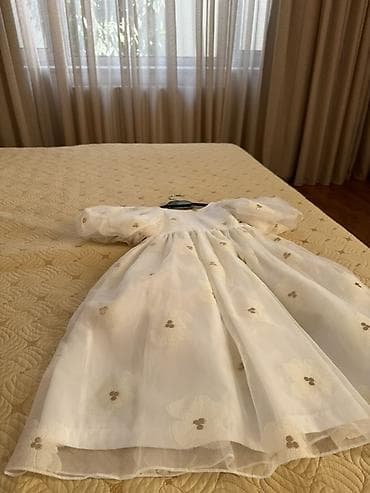 6-7 yaş Ağ rəngli qız uşağı üçün paltar - Stil: Zərif, bayram və ya