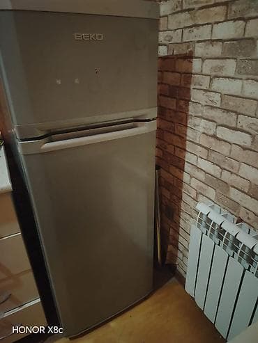 islenmis xaladenik satisi: Xarab 2 qapılı Beko Soyuducu Satılır, rəng - Boz — 1