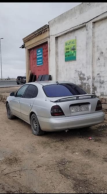 2002 ford transit: Daewoo Leganza: 2 l | 2002 il Sedan — 6