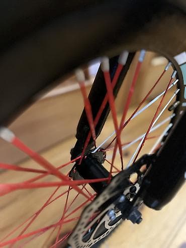velosiped sepi: Brend STRİM Markasıdır, Ölçüsü 20 lik skarasnoydur . Cəmi 1 həftə — 3