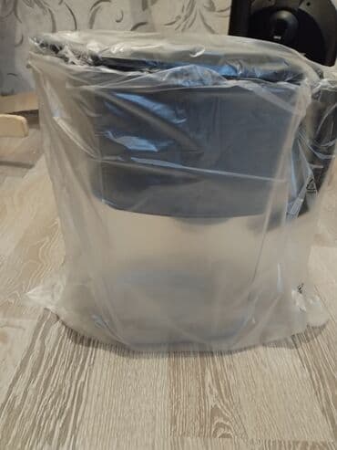 su filtiri: Su filtri qabı. Ümumi həcmi 4 litr. İki litr su süzür. Estoniya — 6