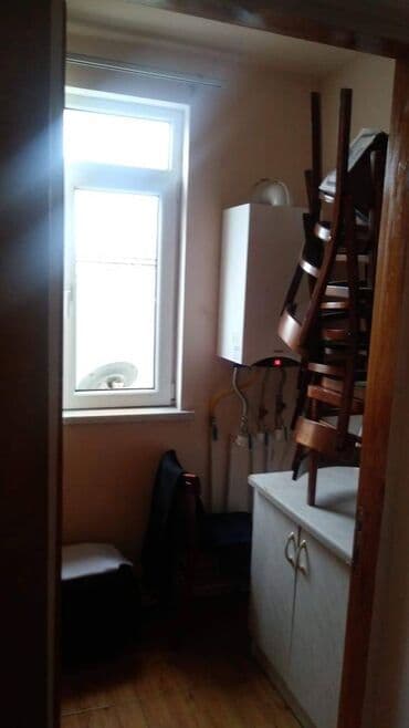 ucuz evler xirdalanda: Bakı, 4 otaqlı, Köhnə tikili, 90 kv. m — 12