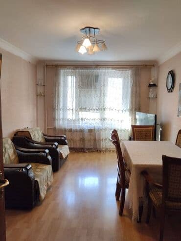 səlyan şəhərində ev satışı: Bakı, Bakıxanov qəs., 3 otaqlı, Köhnə tikili, 60 kv. m — 12