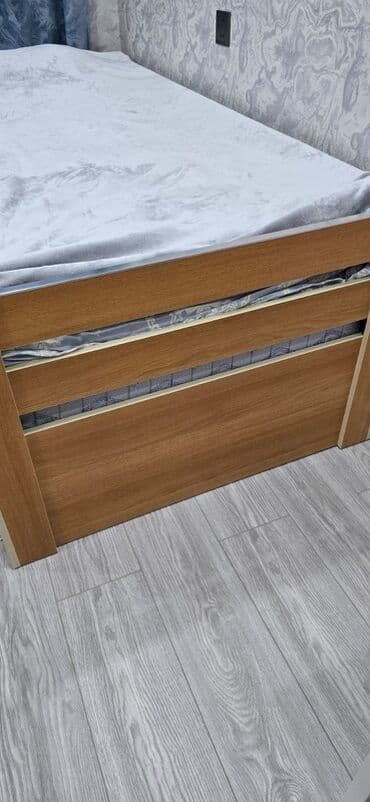 купить двуспальная кровать: Б/у, Односпальная кровать, Без подьемного механизма, С матрасом, С выдвижными ящиками — 4