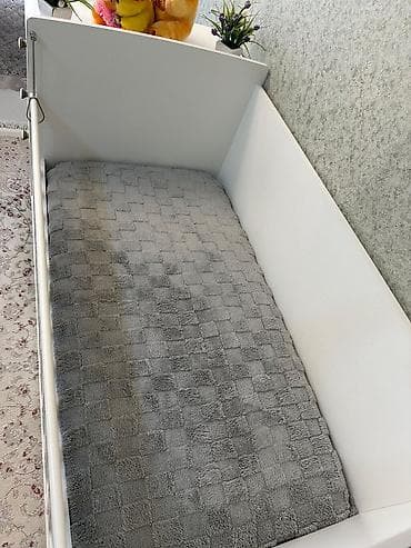 naduvnoy matras: Oğlan və qız üçün, İşlənmiş, Dördbucaq, Beşik, Matras ilə, Yellənmə mexanizm ilə — 4