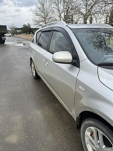 mataskilet satisi: Kia Ceed: 1.6 l | 2009 il Universal — 4