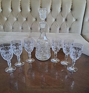 icki: Kəsimli kristal süfrə dəsti - Komplekt: 1 ədəd qapaqlı qrafın + 6 — 2