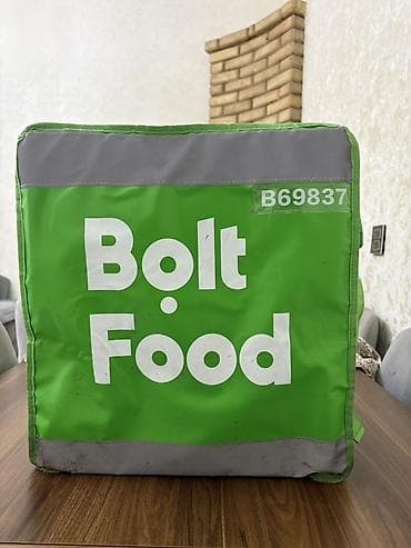 Bolt Food çatdırılma çantası – böyük həcmli, termoizolyasiyalı daşıma