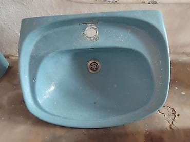 borular: Mavi rəngli keramik lavabo dəsti 30azn saat11.00.20.00kim zəg — 1