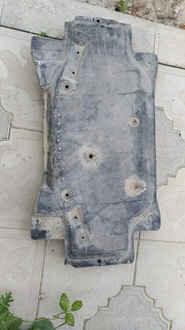 Soyutma və qızdırma sistemləri: Məhsul: Avtomobilin mühərrik altlığı (karter qoruyucusu) – — 1