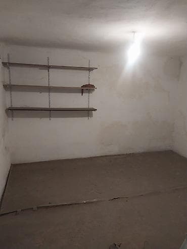 kirayə kisi salonu: KİRAYƏ: Yeraltı istehsal/ankar sahəsi - Ümumi planlı, uzun korpuslu — 2