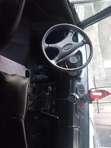 Мототранспорт: VAZ 2101 “Jiquli” – klassik sedan - Kuzov: 4 qapılı sedan, ağ rəng - — 6