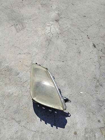 Sol, Yaxın və uzaq vuran işıqlar Toyota — 1