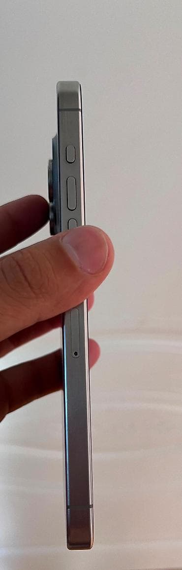 Elektronika: IPhone 15 Pro Max, 256 GB, Natural Titanium, Face ID — 7