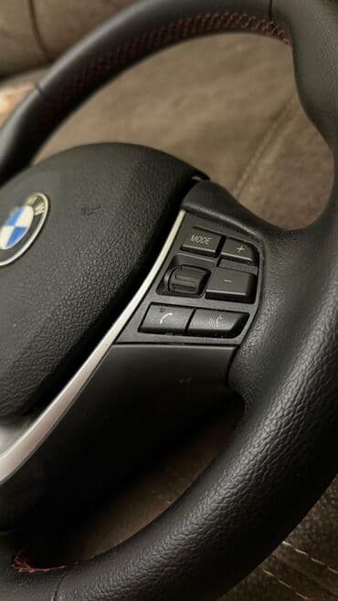 i̇sti kişi cemperləri: BMW sükanı – çoxfunksiyalı, düyməli model BMW üçün multi-funksiyalı — 2