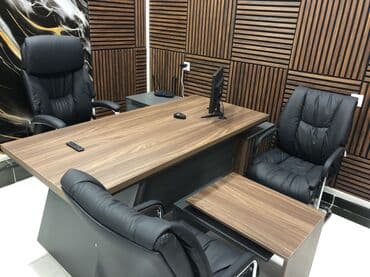 iki nəfərlik yazı masası: Ofis mebel dəsti Tərkib: - Direktor masası: geniş iş səthi, ağac — 2