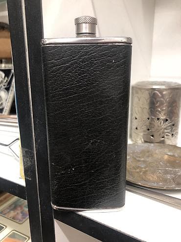 Английский винтажный футляр для коньяка виски и т д lalafo.az -da Английский винтажный футляр для коньяка виски и т д