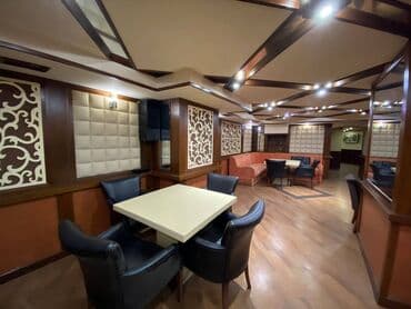 kirayə restoranlar: İçəri şəhər metrosunun yaxınlığında, 360 kv sahəsi olan (yarızirzəmi — 3