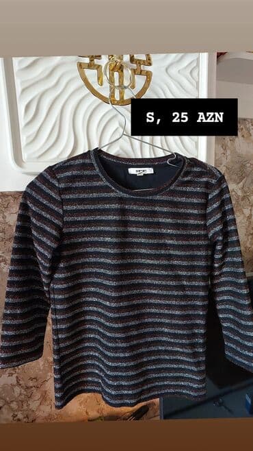 jaketler qadin ucun: Qadın geyimləri kolleksiyası 1) Ağ-qara bluz - Ölçü: S - Qiymət: 18 — 3