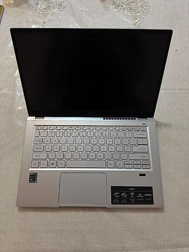 notebook core 2: Acer Swift 3 ultrabook Xüsusiyyətlər: - 14" Full HD (1920×1080) ekran — 2