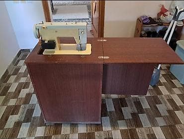 Tikiş maşını və qatlanan stol-şkaf komplekti - Elektrik mühərrikli