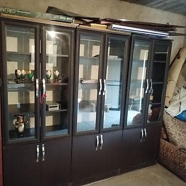 ayyaqabi dolabi: 3 eded şkaf.her yerde isletmek olar.Hec bir problemi yoxdur. Qiymet 3 — 1