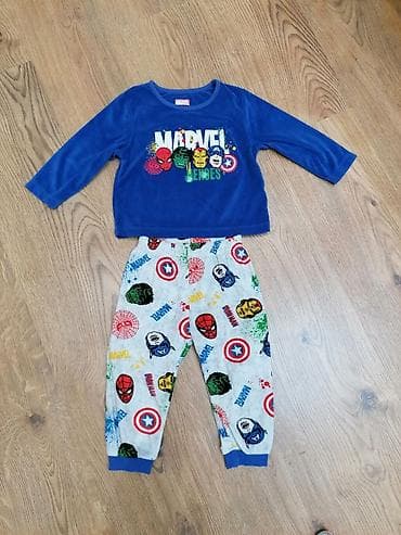 giyim: 4 azn biri. Uşaq dəstləri 2-3 dəfə geyinilib eyni təzə kimidi — 3