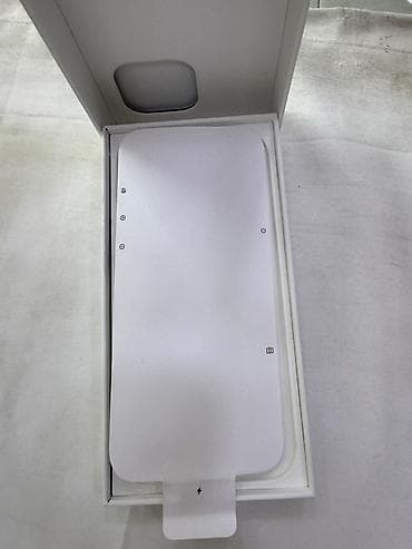iphon 6 plus: IPhone 16 Pro Max, 256 GB, Qara, Face ID — 2