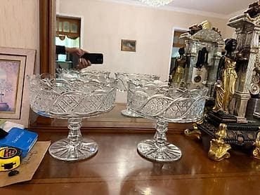sufre: Çexiyanın xrustal meyvə qabları. Hünd 20sm, diam 24sm. Cütü 140 man — 1