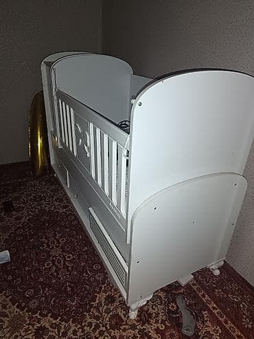 matras alti: Aymimi brendinə aid uşaq beşiyi - Rəng: ağ - Material: MDF/taxta — 2
