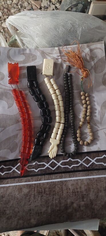 сколько стоит грамм золота в баку: Fərqli rənglərdə və materiallarda beş təsbehdən ibarət kolleksiya — 1