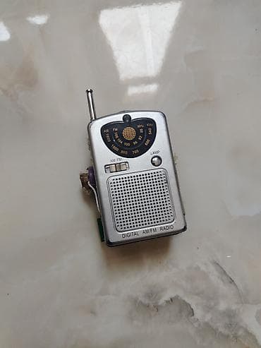 dubai version iphone: Mini AM/FM radio modulu – portativ qurğu Xüsusiyyətlər: - AM və FM — 2