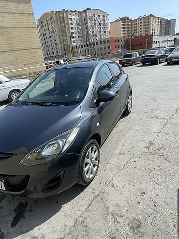 Мототранспорт: Mazda 2: 1.5 л | 2011 г. Хэтчбэк — 3