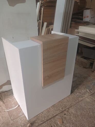 Resepsiyon/qarşılama masaları - Dizayn: Müasir düzbucaqlı forma, ön — 3