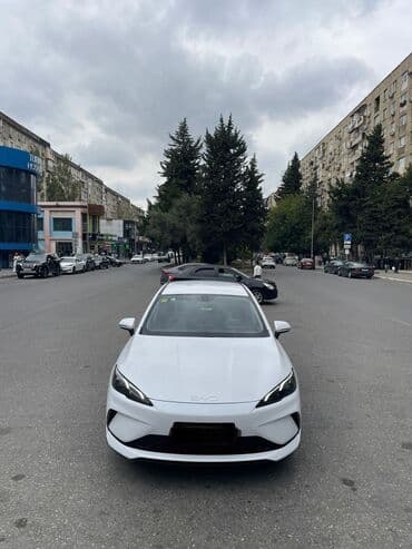 BYD sedan gundelik icare 40 azn depozit 300 azn - Kuzov: ağ rəngli lalafo.az -da BYD sedan gundelik icare 40 azn depozit 300 azn - Kuzov: ağ rəngli