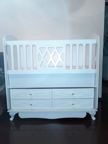 ikinci əl uşaq carpayısı: Oğlan və qız üçün, İşlənmiş, Beşik, Matras ilə, Yellənmə mexanizm ilə — 3